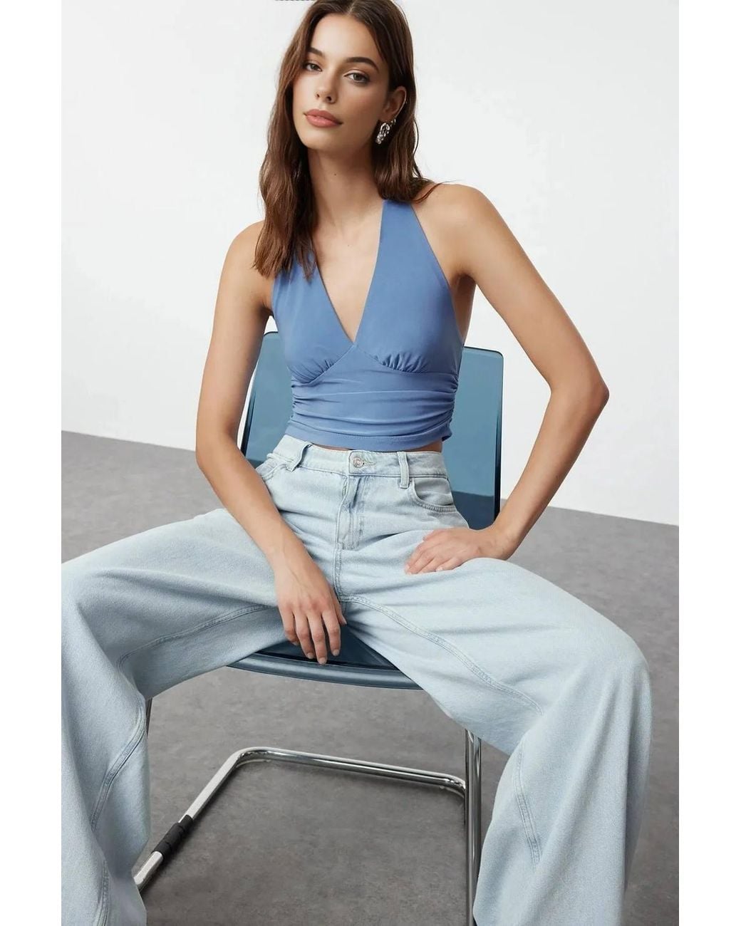 WOVCOR Blue Halter Neck Ruched Crop Top W/ Deep V Neck