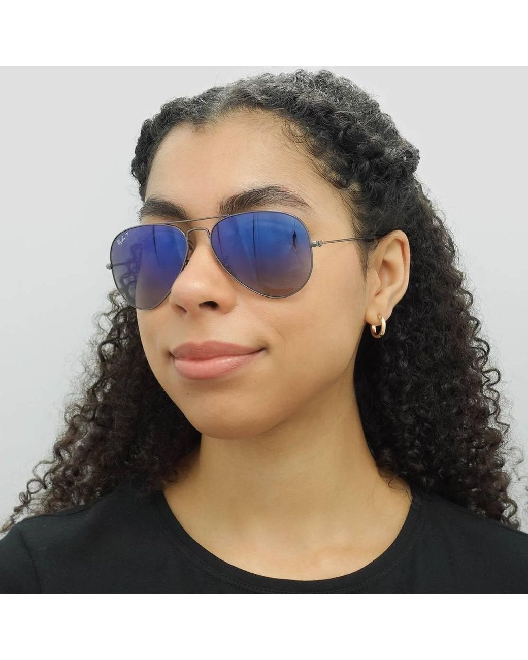 Ray-Ban Blue Aviator Gunmetal Polarized Gradient Sunglasses