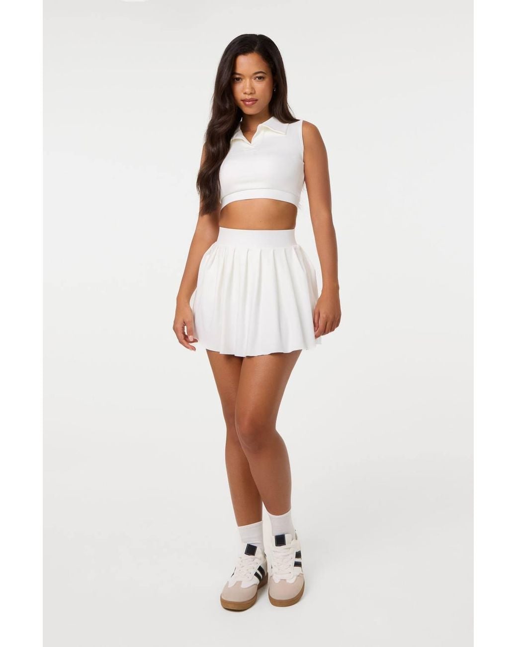 Pink Vanilla White Collar Active Crop Top