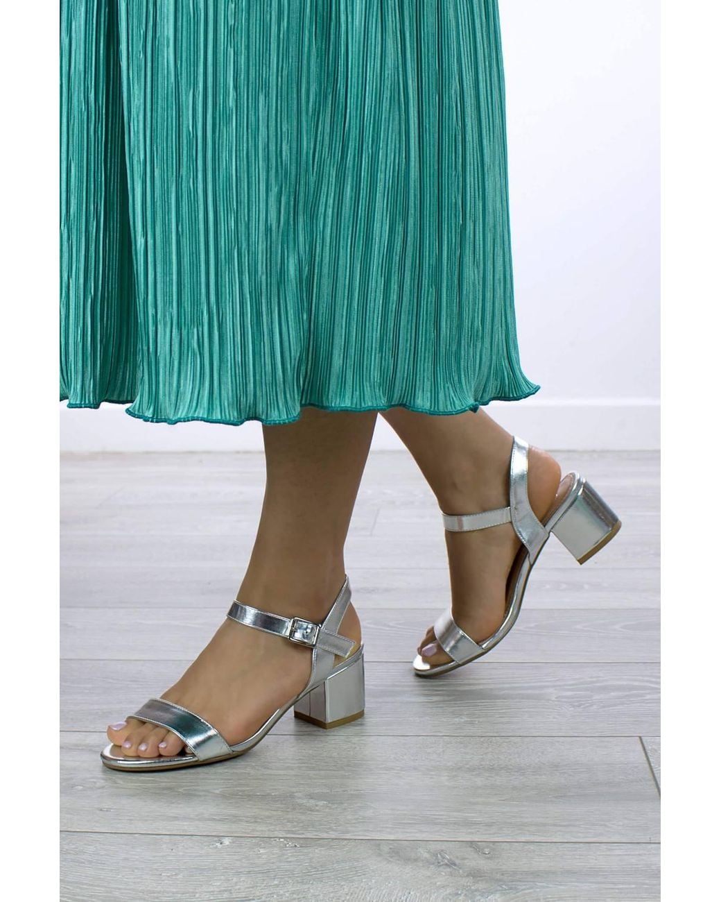 AJVANI Green Mid Block Heel Buckle Ankle Strap Sandals