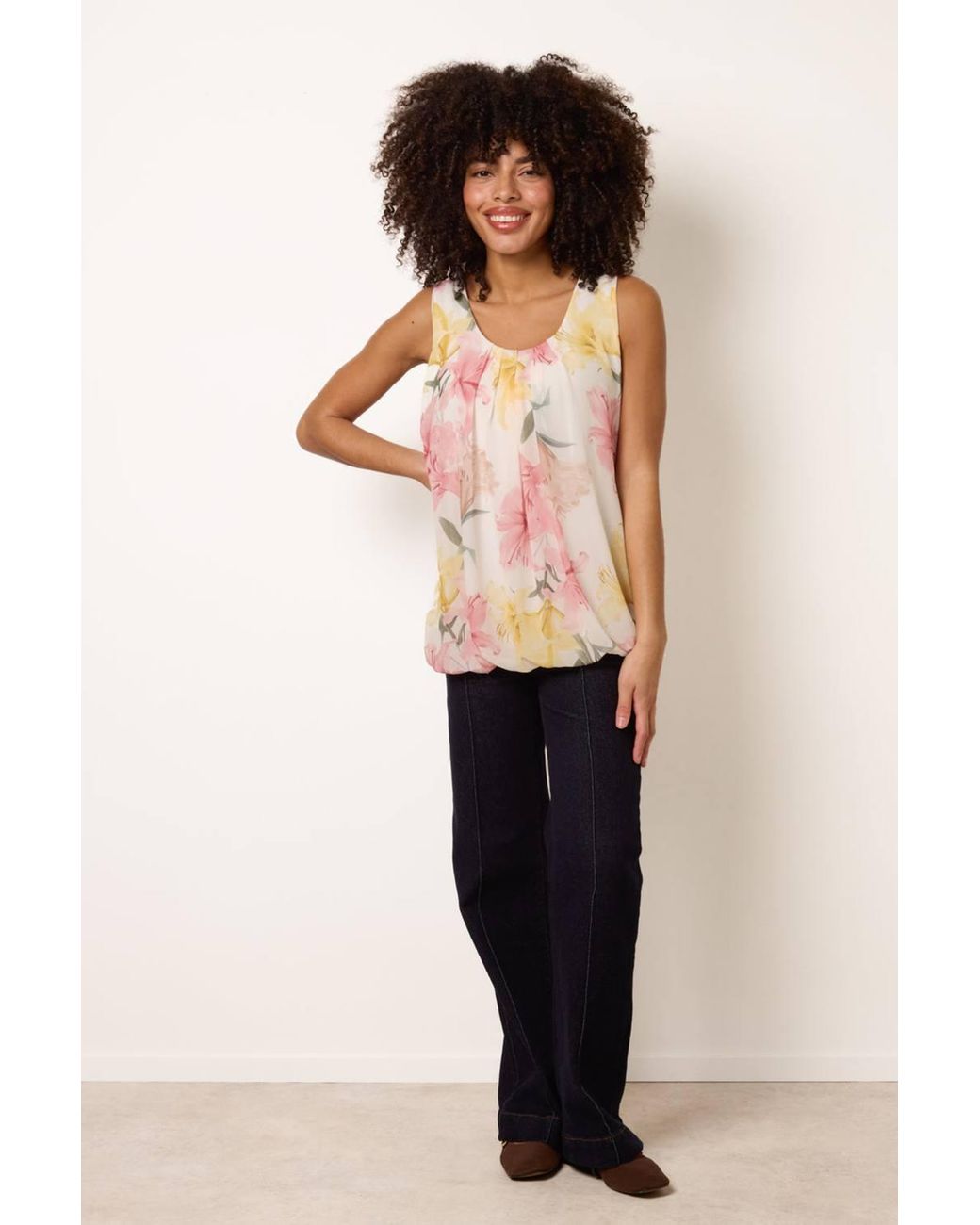 Blue Vanilla Pink Sleeveless Scoop Blouse
