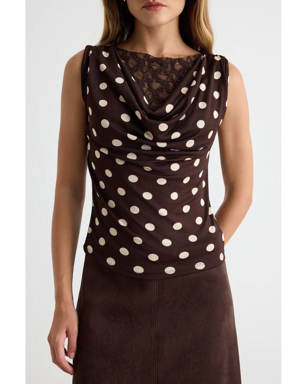 WOVCOR Black Fitted Scoop Neck Sleeveless Lace Detail Knitted Blouse