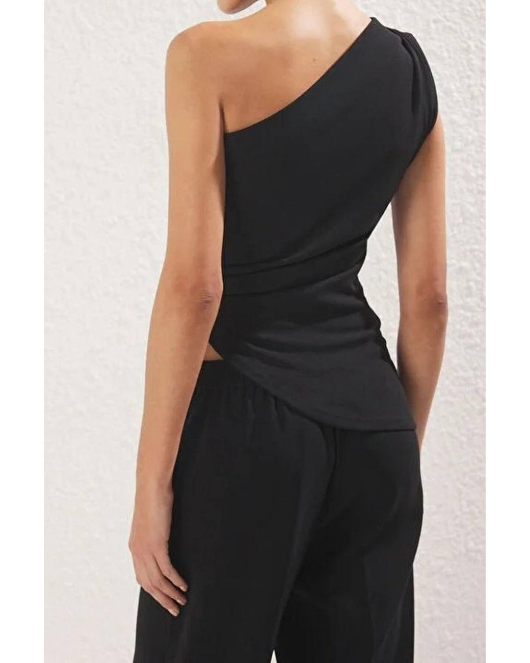 WOVCOR Black One Shoulder Buckle Detail Asymmetric Fitted Top
