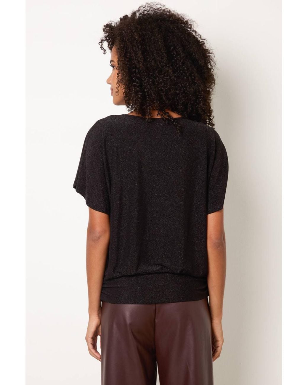 Blue Vanilla Black Short Sleeve Round Top