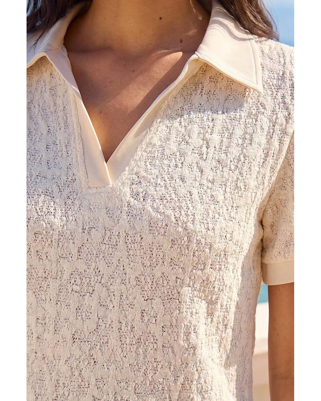 Roman Natural Textured Collar V-Neck Top