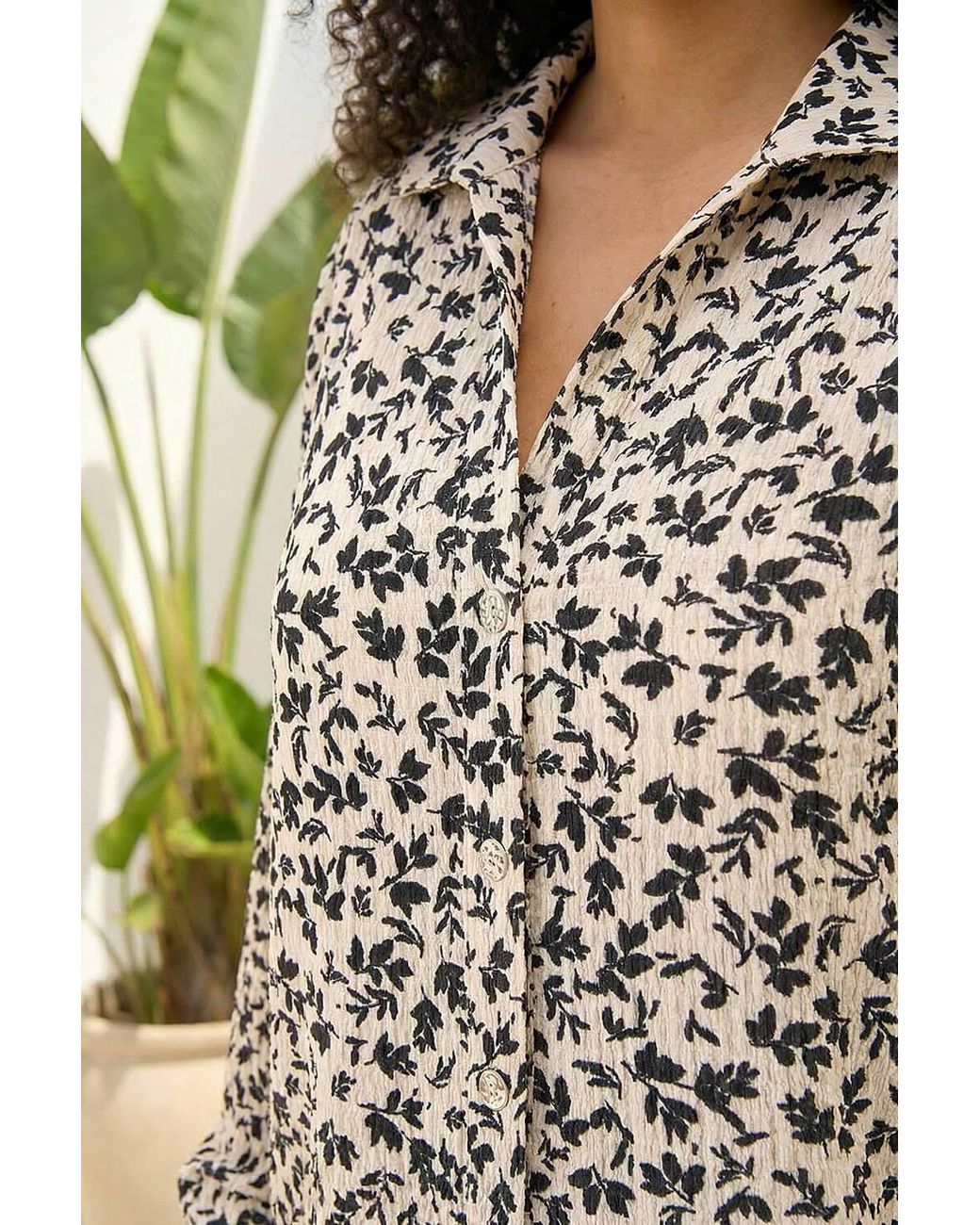 Roman Brown Curve Floral Textured Blouse