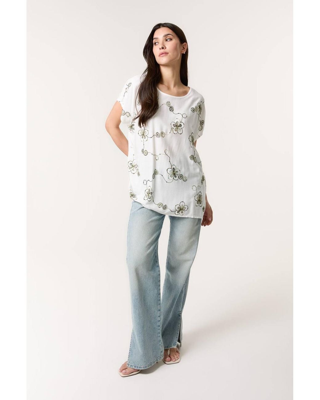 Blue Vanilla White Short Sleeve Slip On Round Neck Top