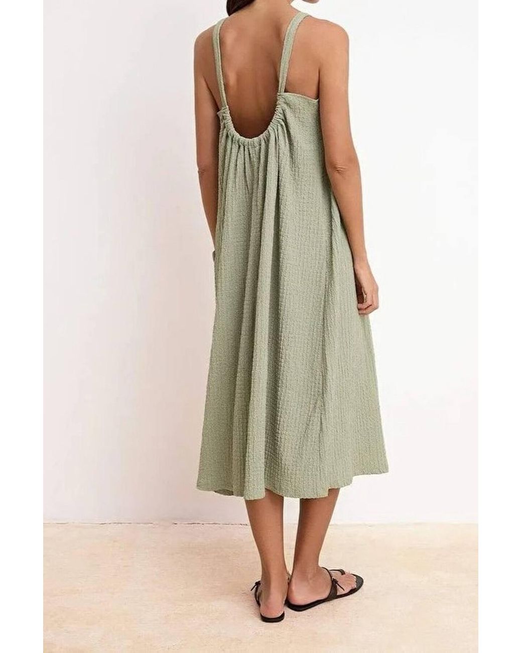 WOVCOR Green Textured Sleeveless Strappy Midi Smock Dress W/ Relaxed Fit