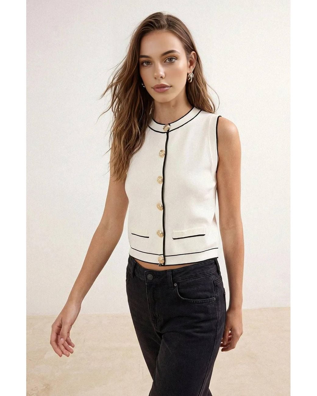 WOVCOR White Contrast Trim Button Detail Sleeveless Knit Top