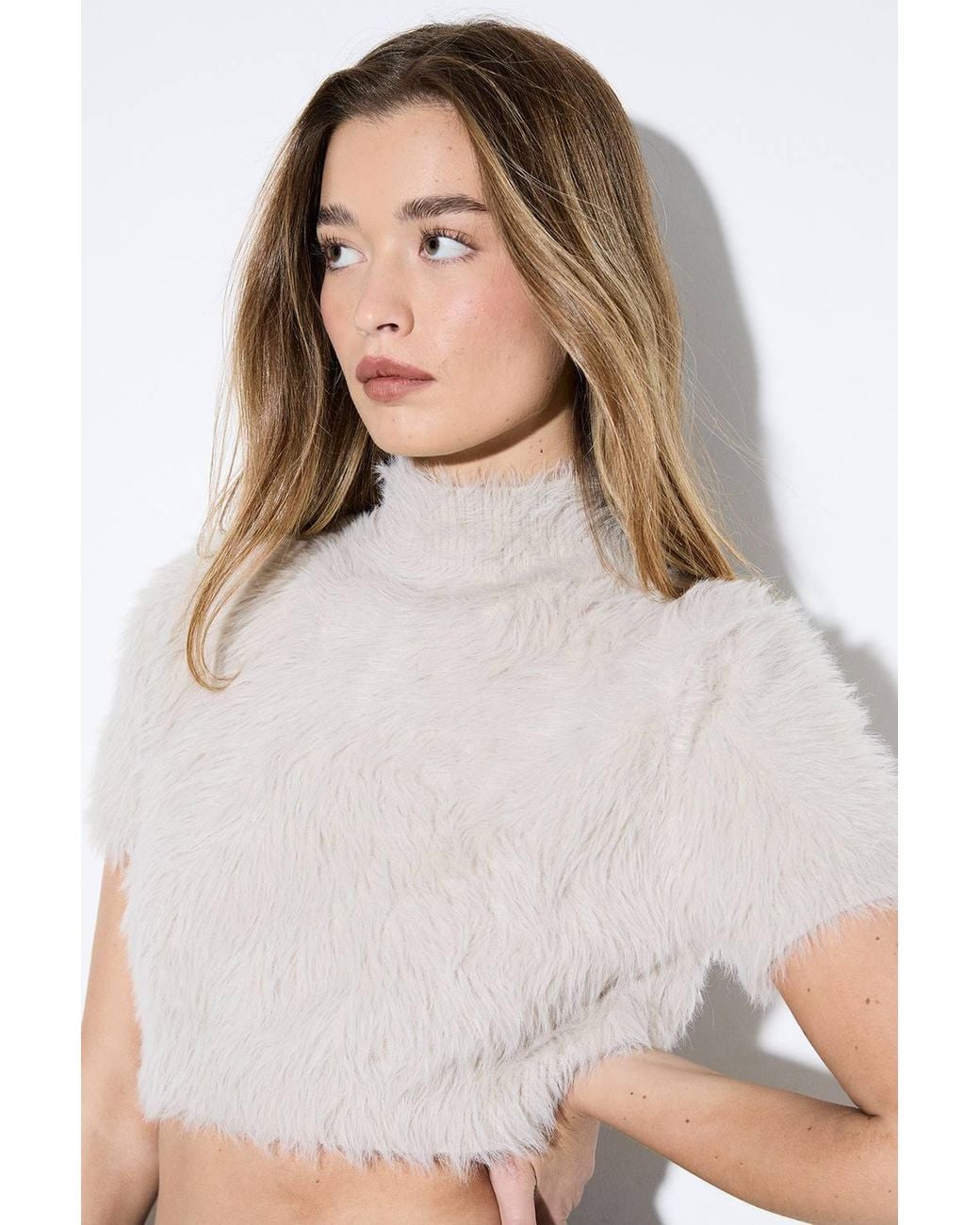 MissPap Multicolor Shoulder Pad Knitted Crop Top