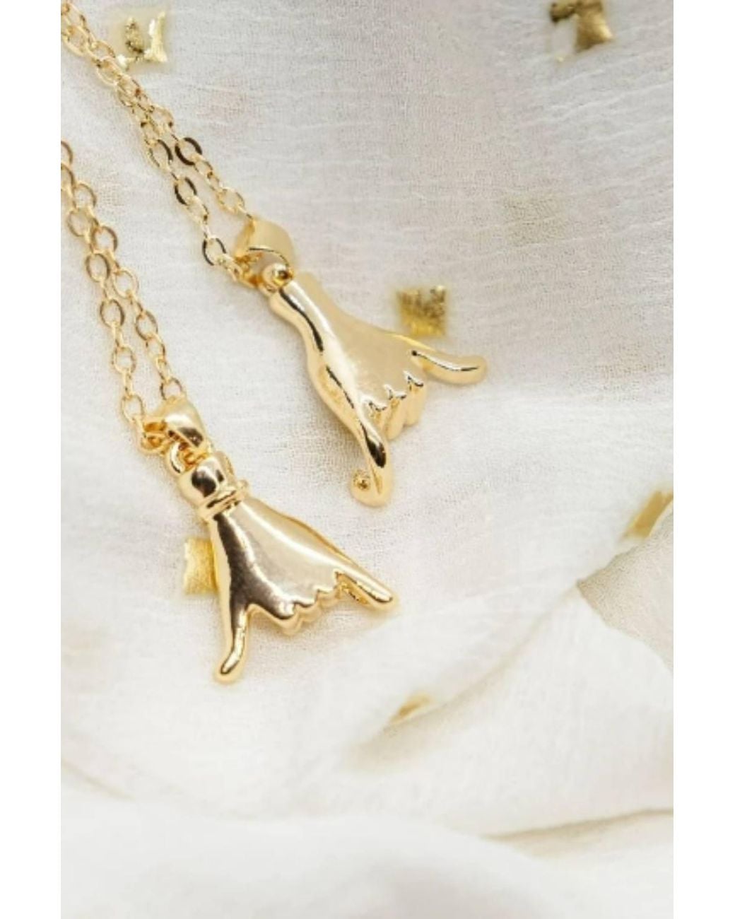 The Colourful Aura Metallic Pinky Promise Hand Pendant Long Distance Relationship Couple Charm Necklace