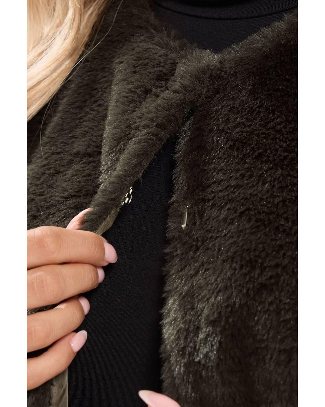 Yours Black Faux Fur Gilet Jacket