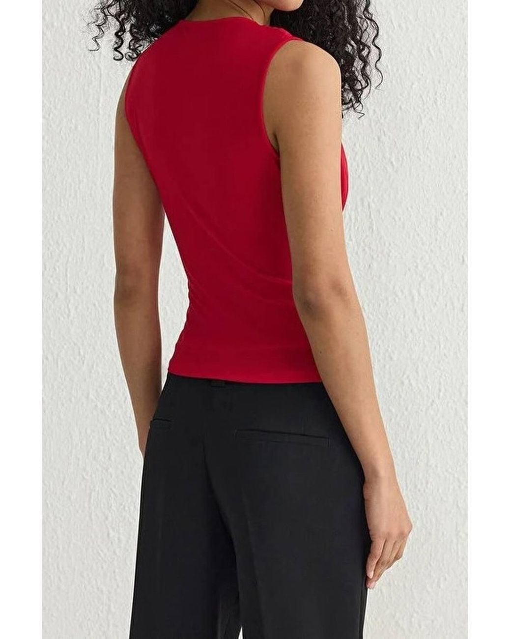 WOVCOR Red Sleeveless Drape Detail V Neck Knitted Blouse