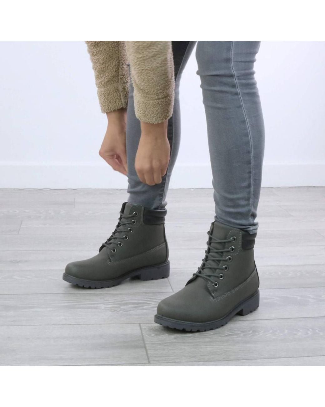 AJVANI Gray Low Heel Lace Up Grip Sole Worker Ankle Boots