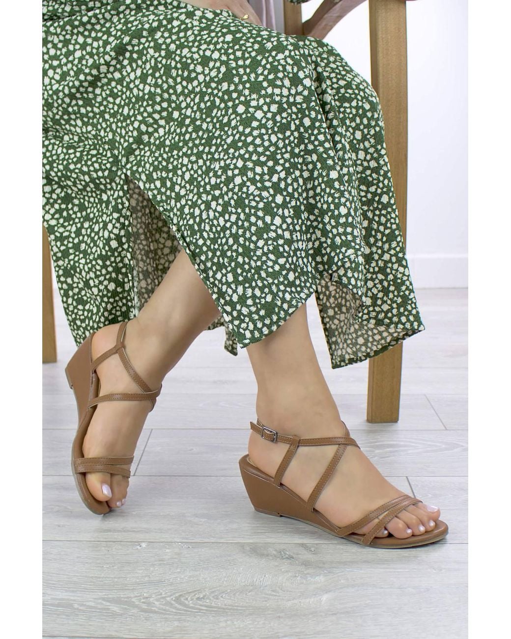 AJVANI Green Mid Wedge Heel Buckle Up Strappy Sandals