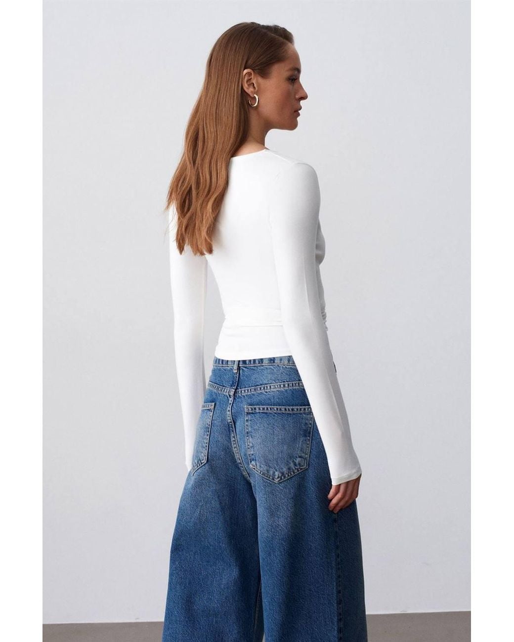 Dilvin White Crop Wrap Blouse With Tie Detail