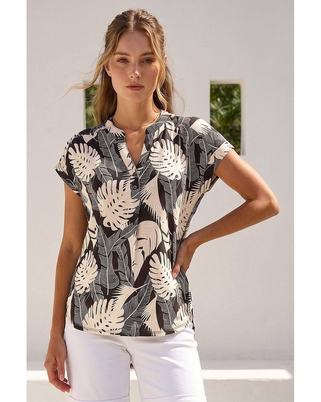 Roman Natural Textured Leaf Print V-Neck Stretch Top