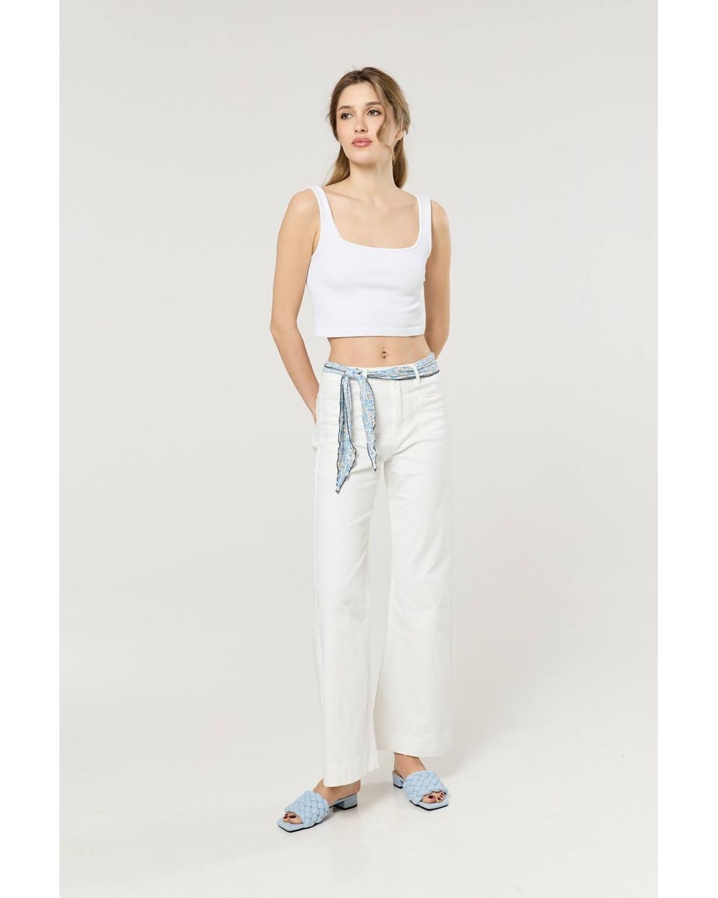Liquorish White Scarf Belt Wide Leg Jeans