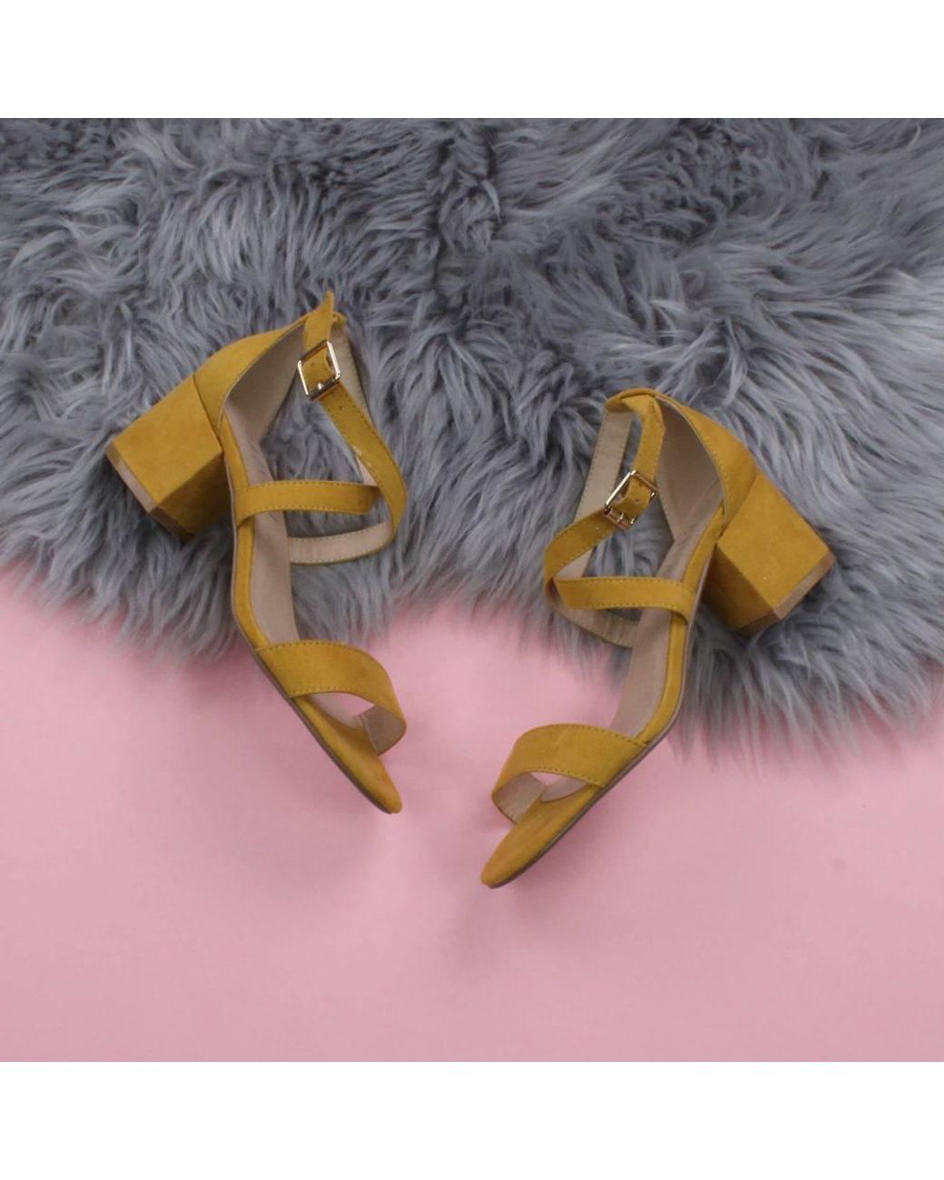 AJVANI Metallic Mid Block Heel Crossed Straps Sandals