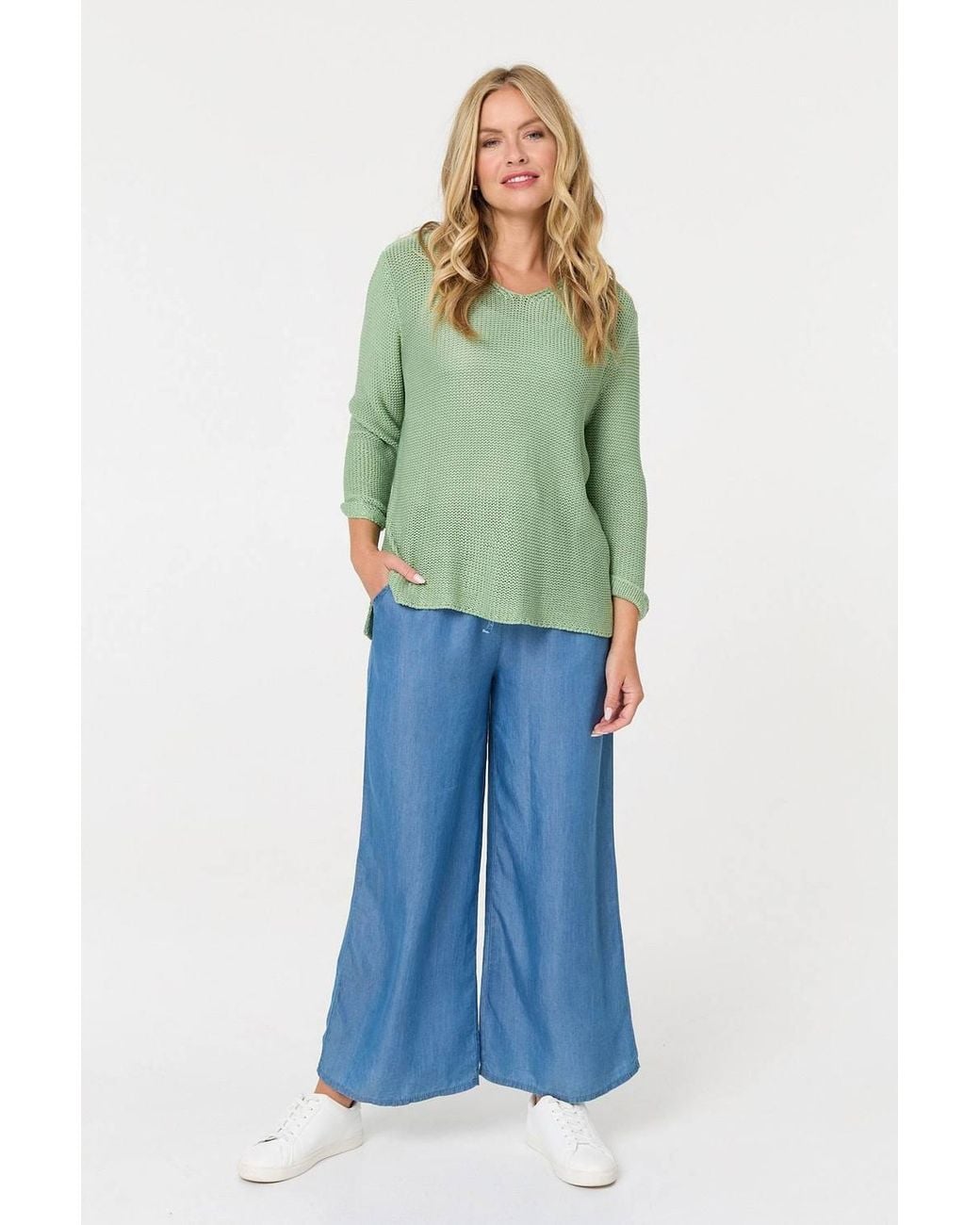 Izabel London Green Mesh Texture 3/4 Sleeve Relaxed Top