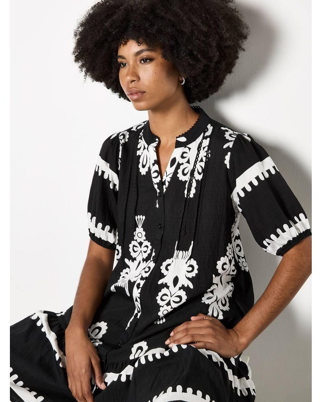 Apricot White Baroque Print Shirt Mini Dress