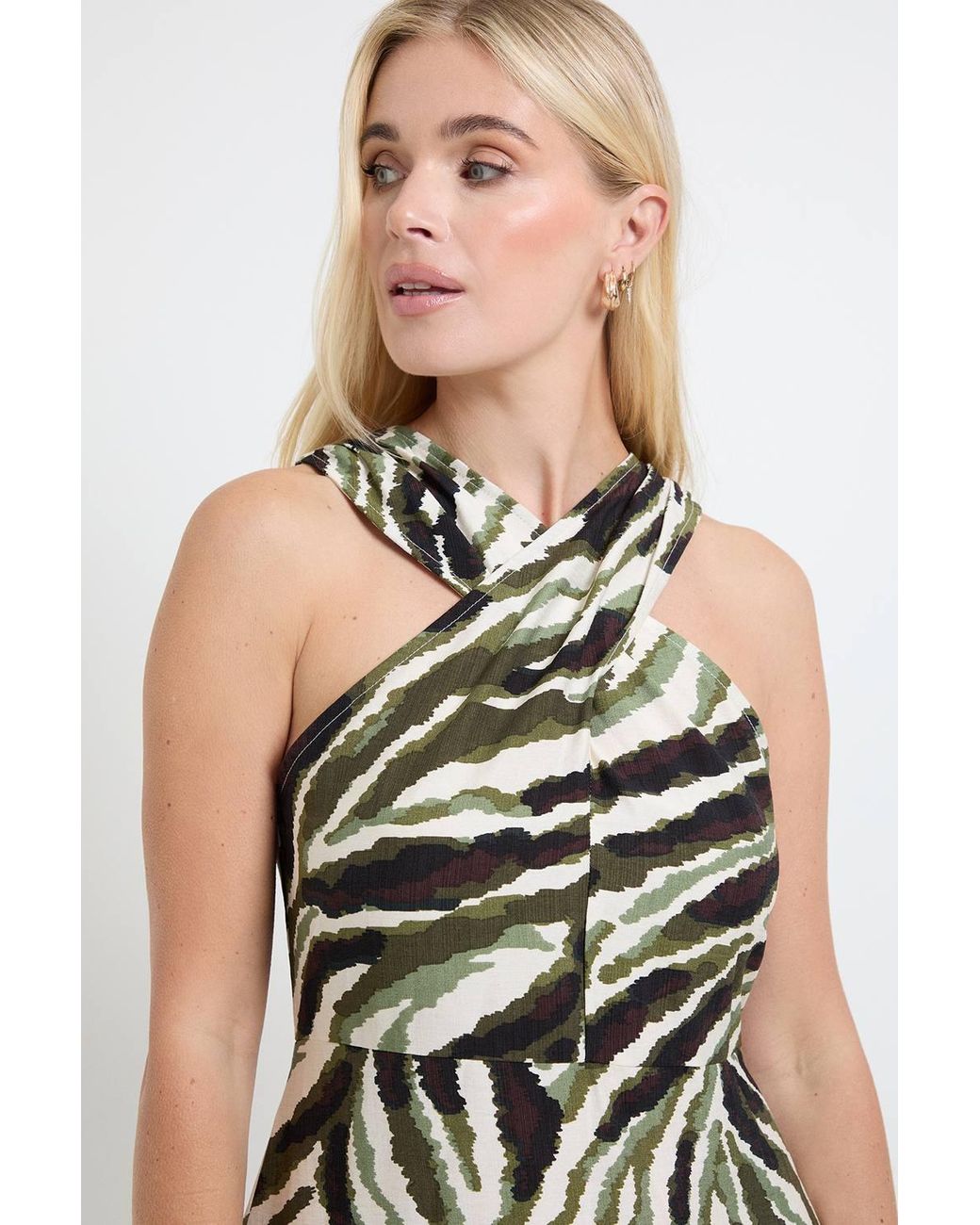 Wallis White Petite Abstract Twist Neck Maxi Dress