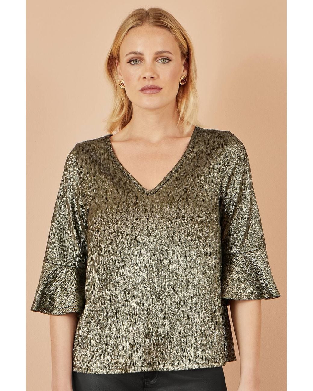 Yumi' Green Stretch Top W/ Fluted Sleeves