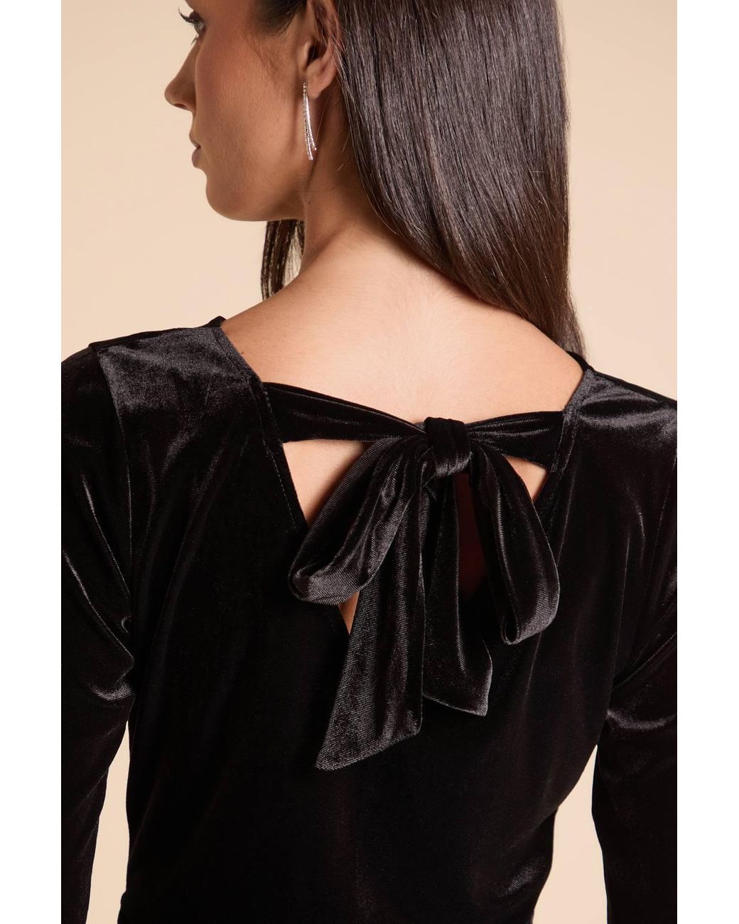 Dorothy Perkins Black Bow Back Long Sleeve Velvet Mini Dress