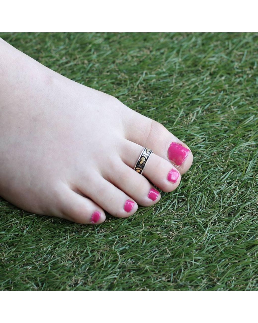 The Colourful Aura Green Footsteps Bohemian Midi Beach Stacking Band Toe Ring