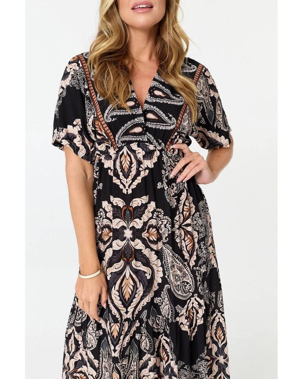 Izabel London White Paisley Relaxed 1/2 Sleeve Maxi Dress