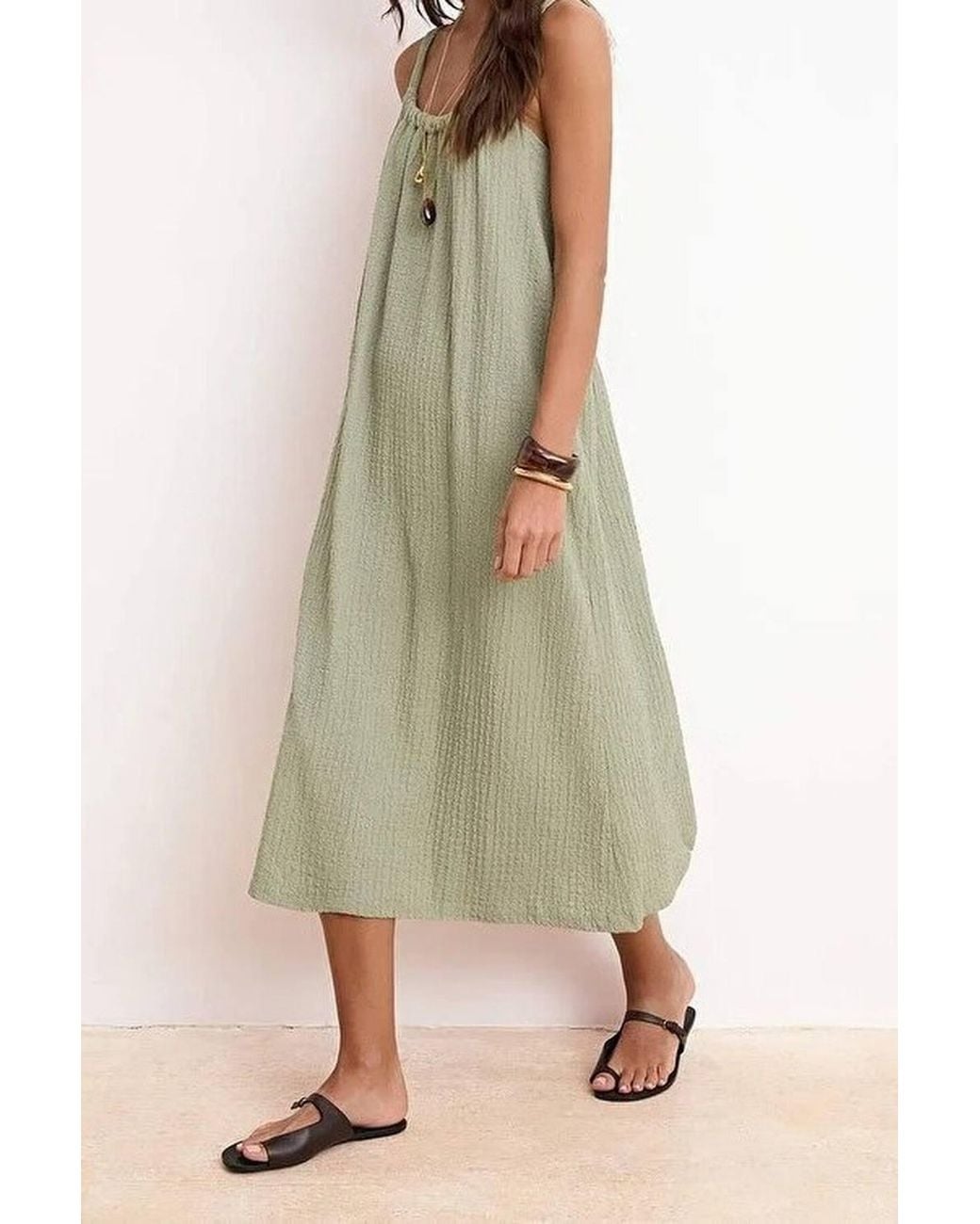 WOVCOR Green Textured Sleeveless Strappy Midi Smock Dress W/ Relaxed Fit