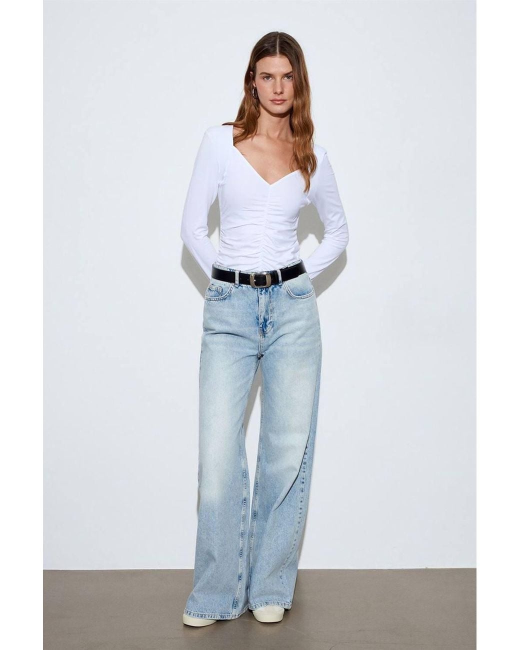 Dilvin White Slim Fit V-Neck Jersey Blouse