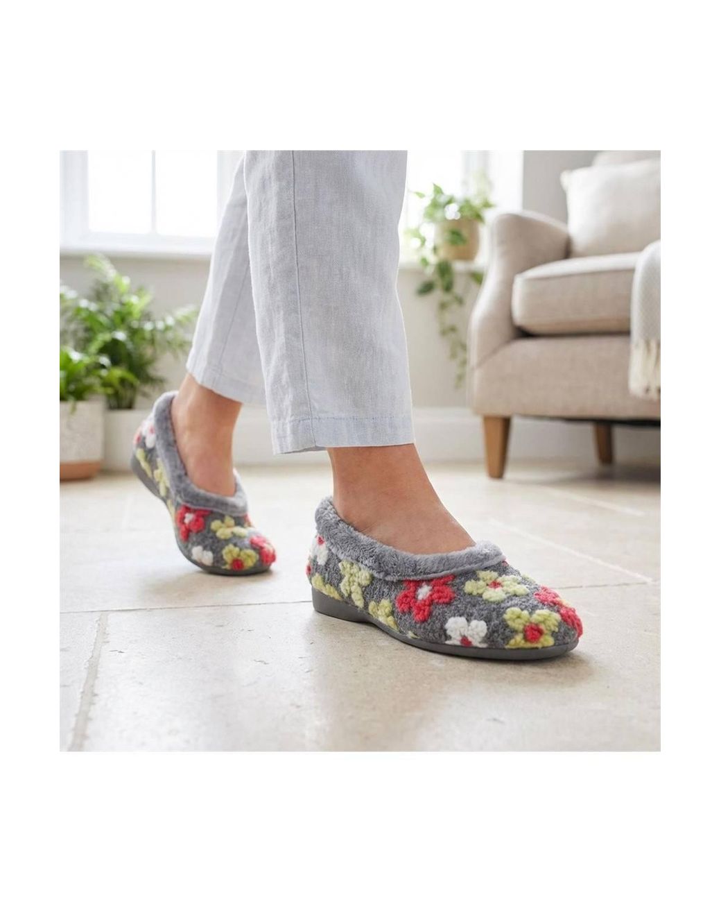Pavers Gray Soft Floral Full Slippers