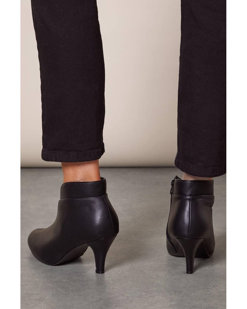 Wallis Black Wide Fit Ashleigh Pointed Shoe Boots