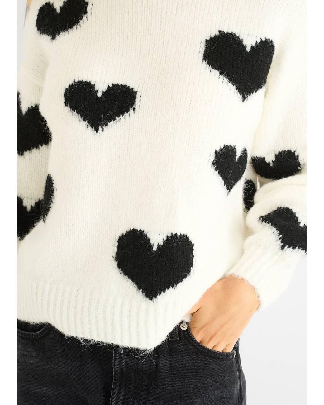 Gini London Natural Contrast Heart Oversized Knit Jumper