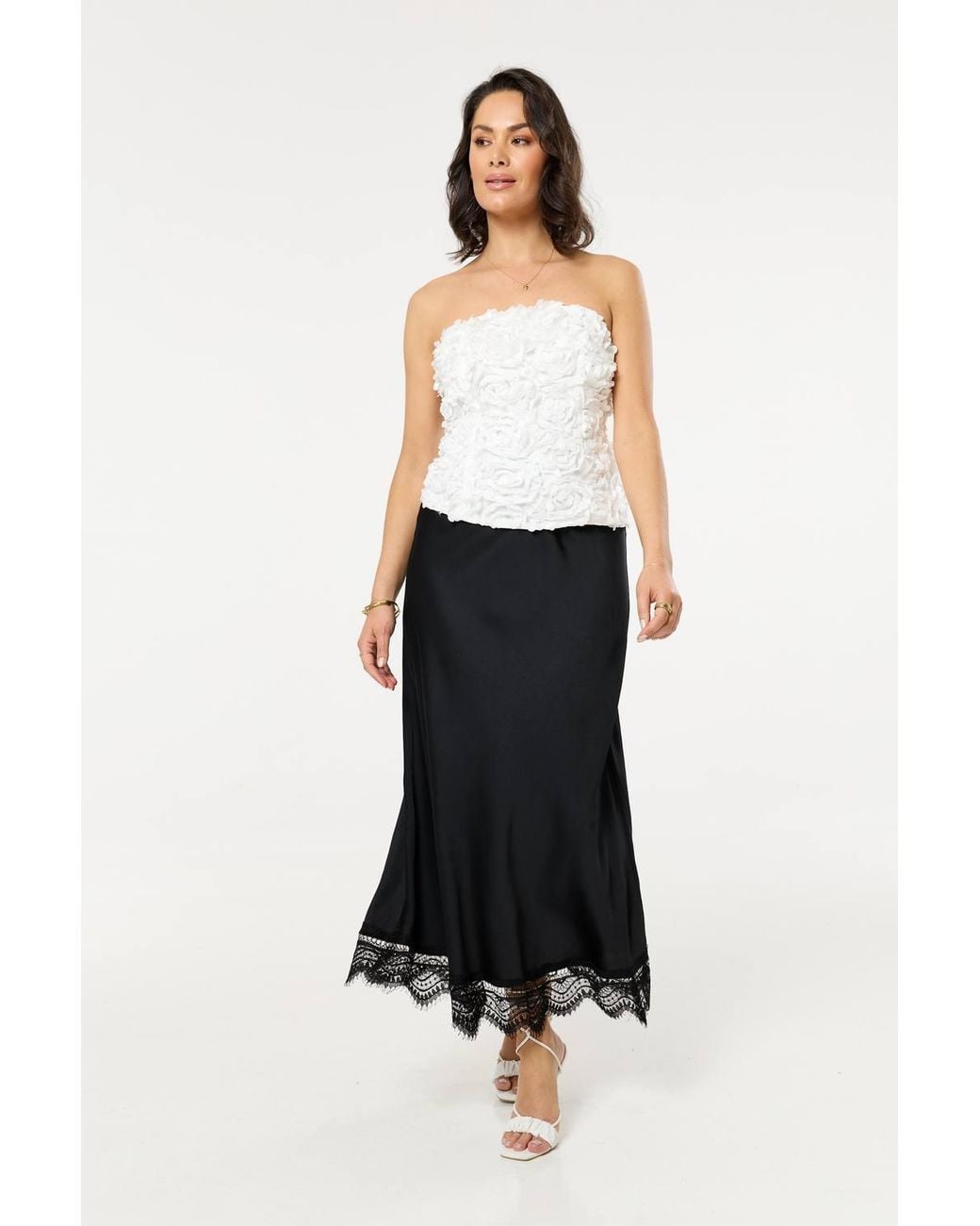 Liquorish White Floral Applique Bandeau Top