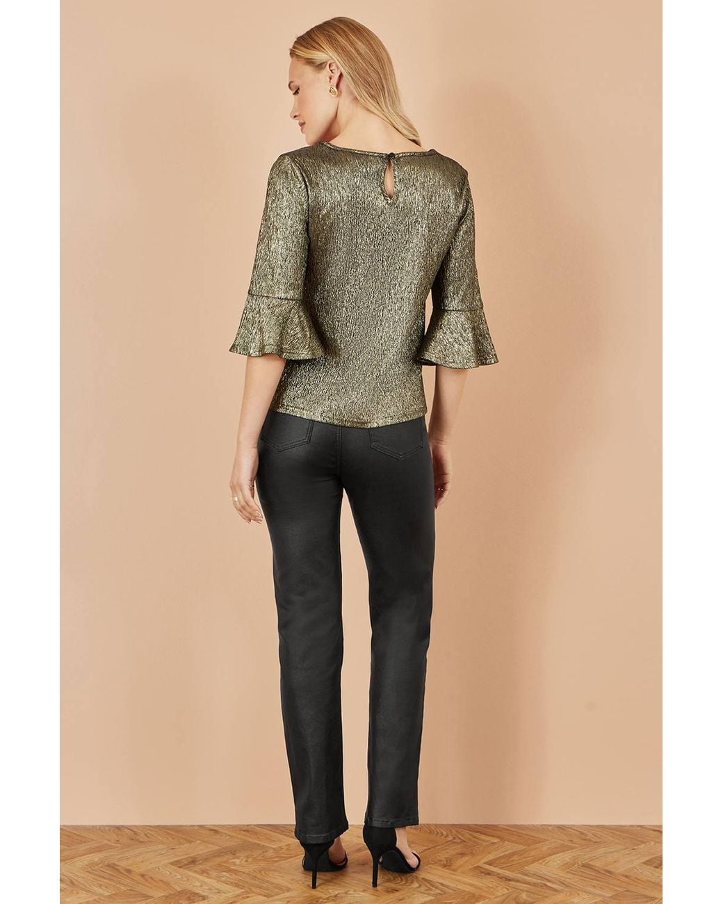 Yumi' Green Stretch Top W/ Fluted Sleeves