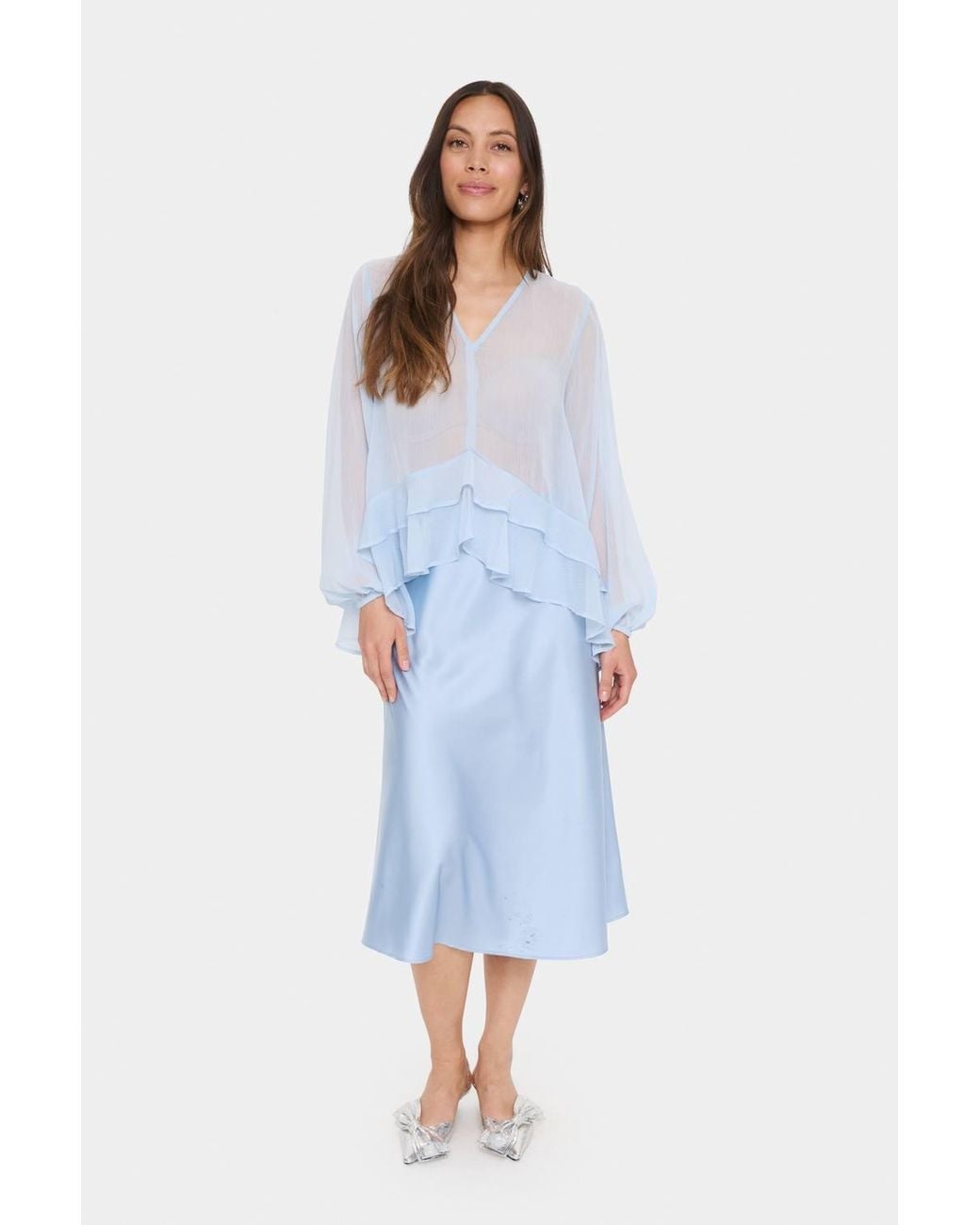 Saint Tropez White Lindzysz Flowy V Neck Blouse