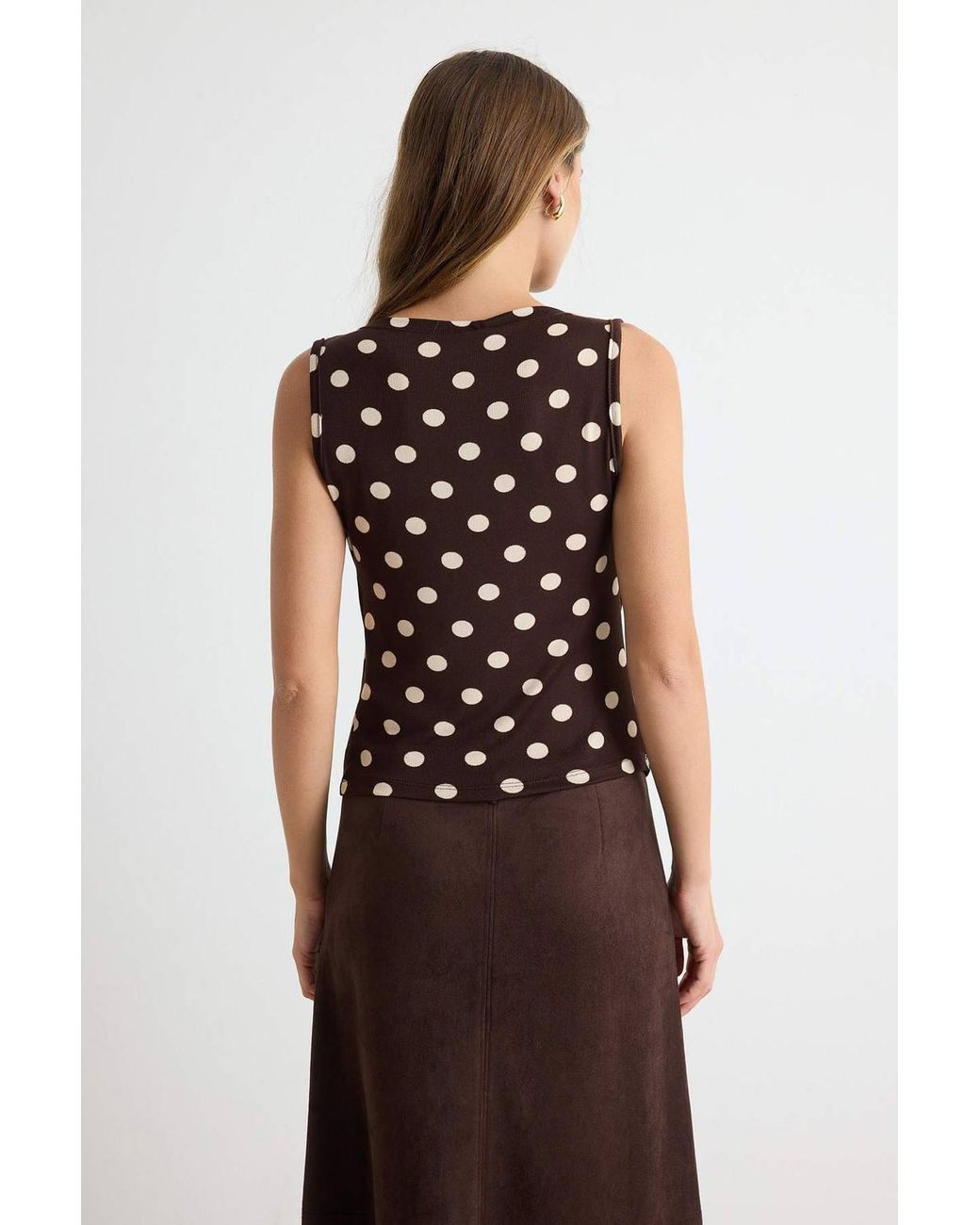 WOVCOR Black Fitted Scoop Neck Sleeveless Lace Detail Knitted Blouse