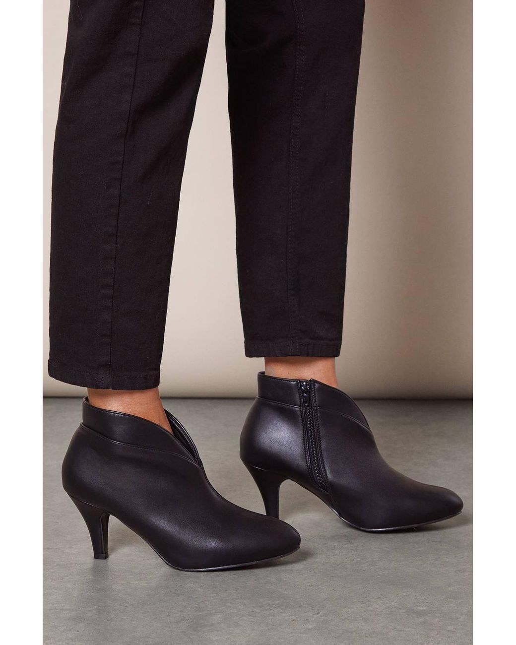 Wallis Black Wide Fit Ashleigh Pointed Shoe Boots