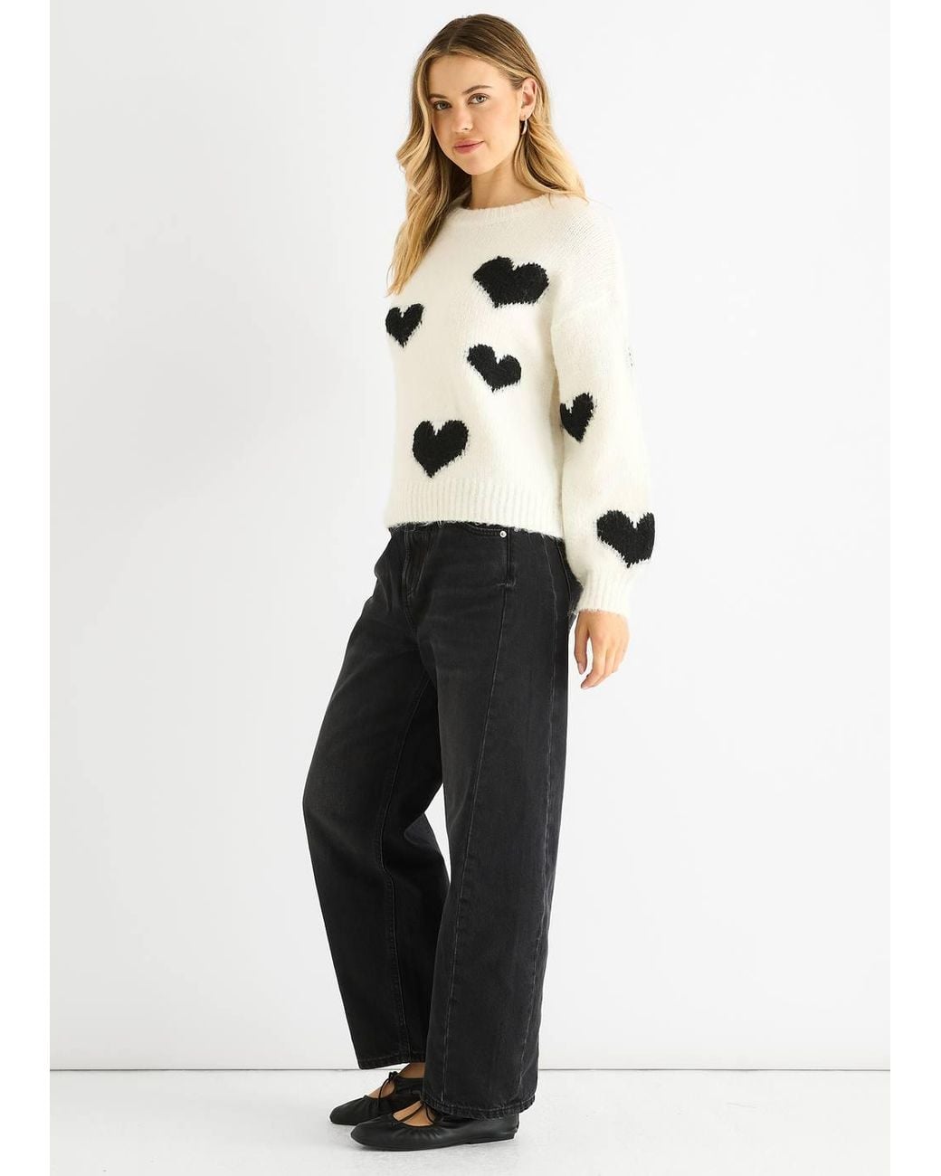 Gini London Natural Contrast Heart Oversized Knit Jumper