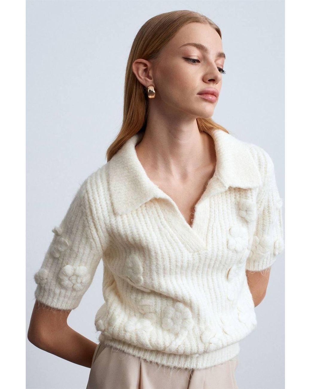 Dilvin White Textured Ribbed Polo-Collar Sweater