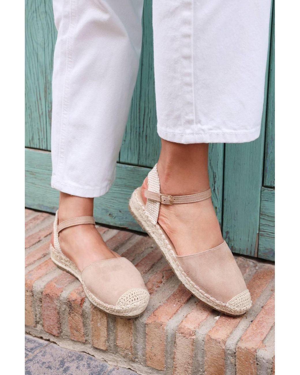 Linzi Natural Neroli Closed Toe Espadrille Sandals