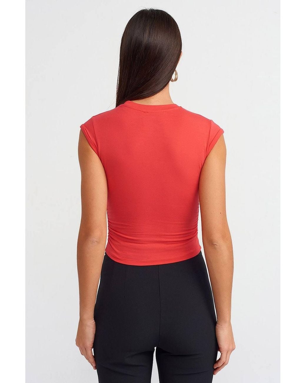 Dilvin Red Sleeveless Crop T-Shirt