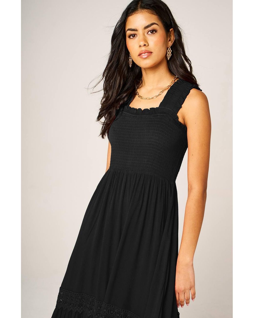 FS Collection Black Shirred Bodice Tiered Midi Dress With Lace Trim