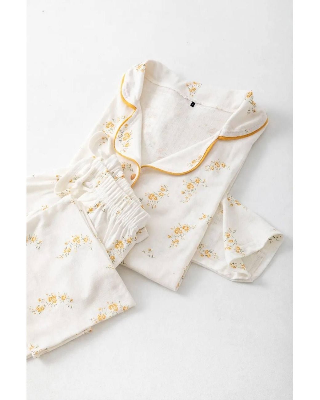 WOVCOR Natural Floral Print Piped Revere Collar Long Sleeve Pyjama Set