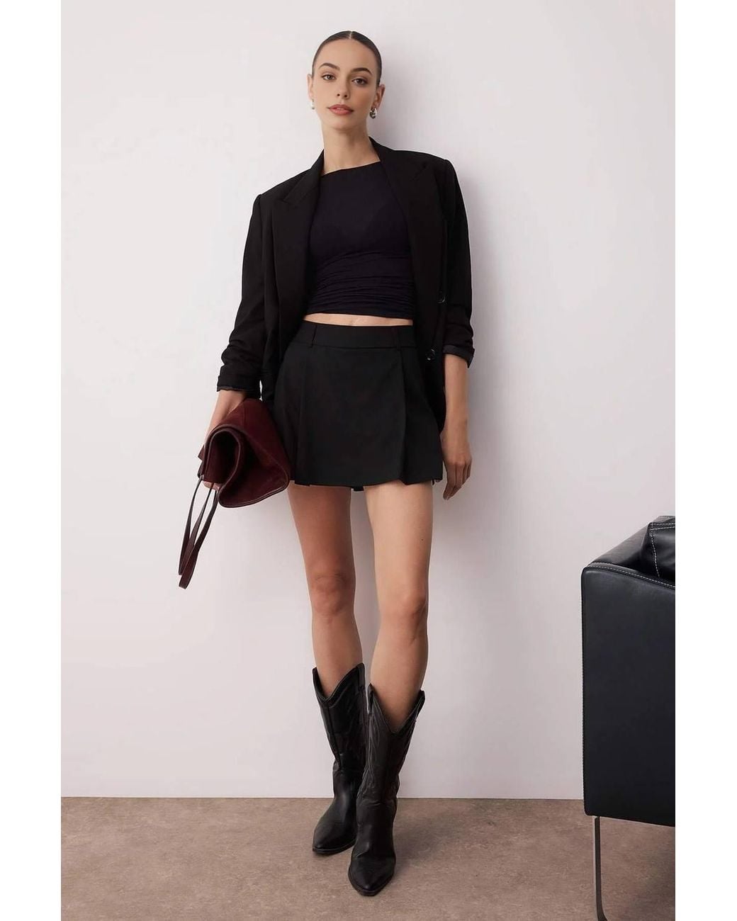 WOVCOR Black Pleated Woven Mini Skort