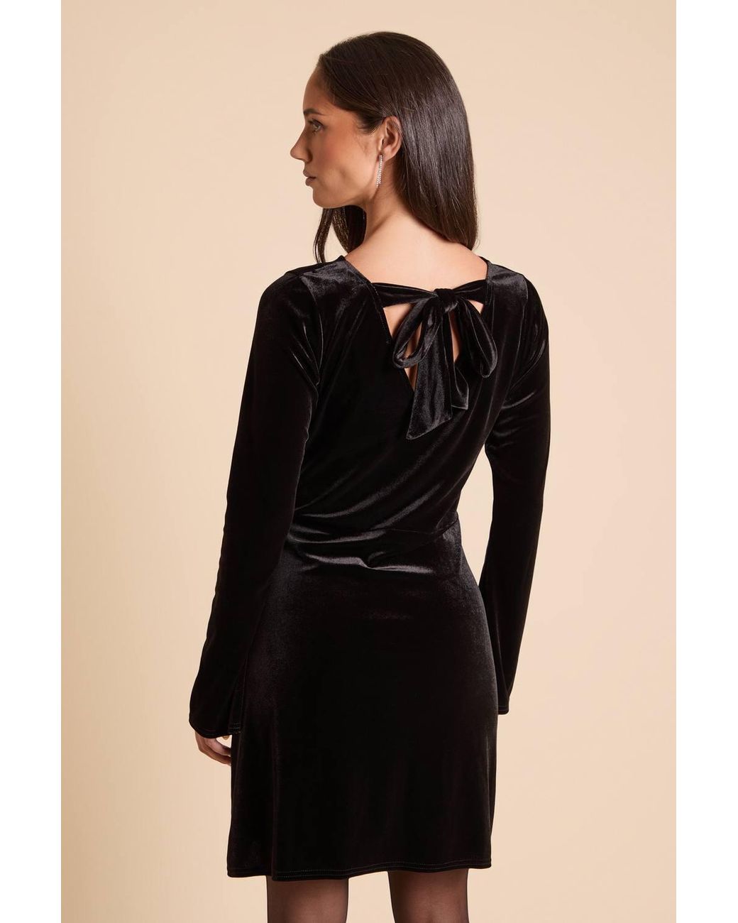 Dorothy Perkins Black Bow Back Long Sleeve Velvet Mini Dress