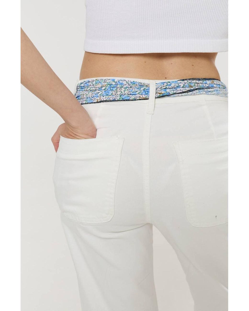 Liquorish White Scarf Belt Wide Leg Jeans