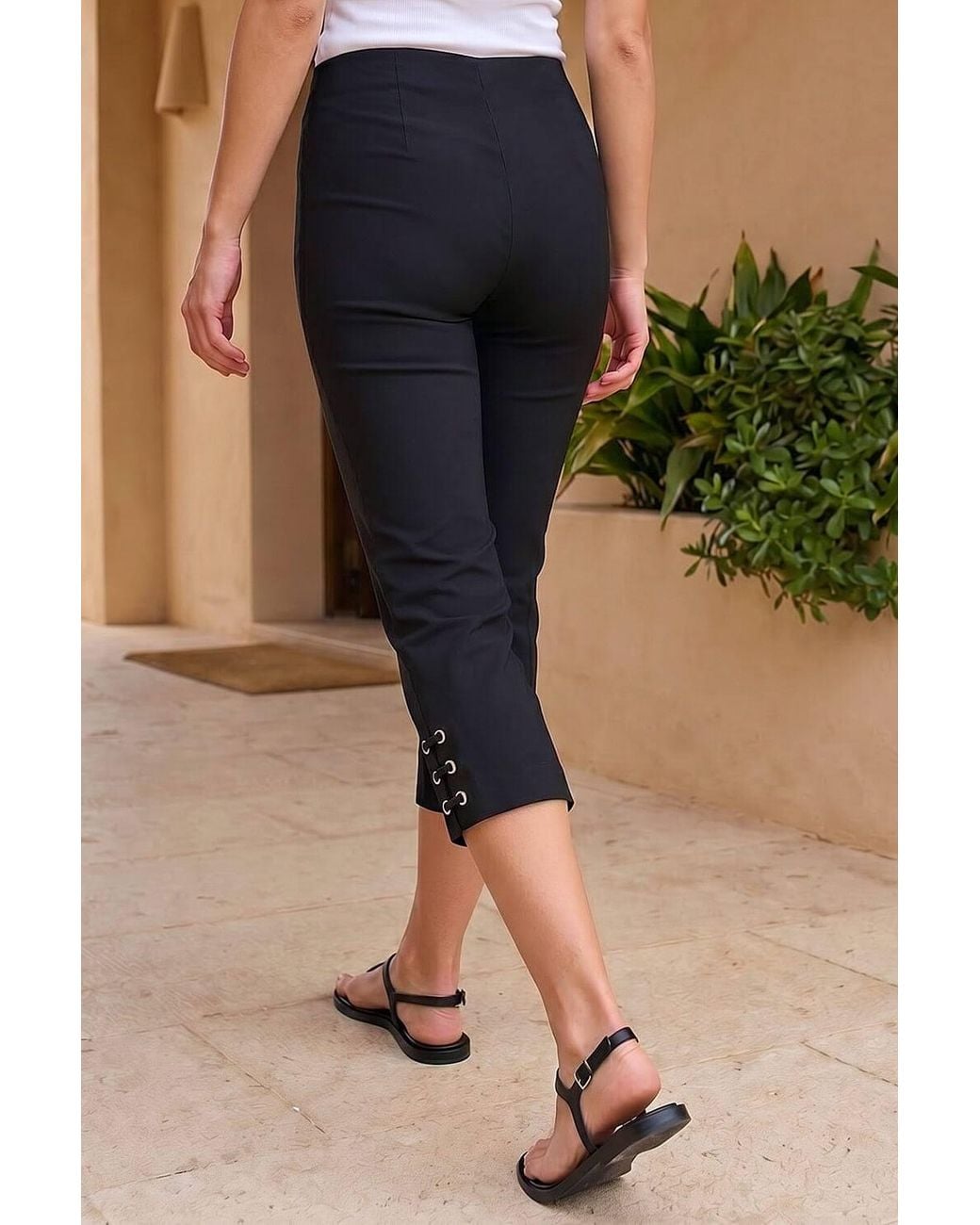 Roman Black Petite Eyelet Cropped Stretch Trouser